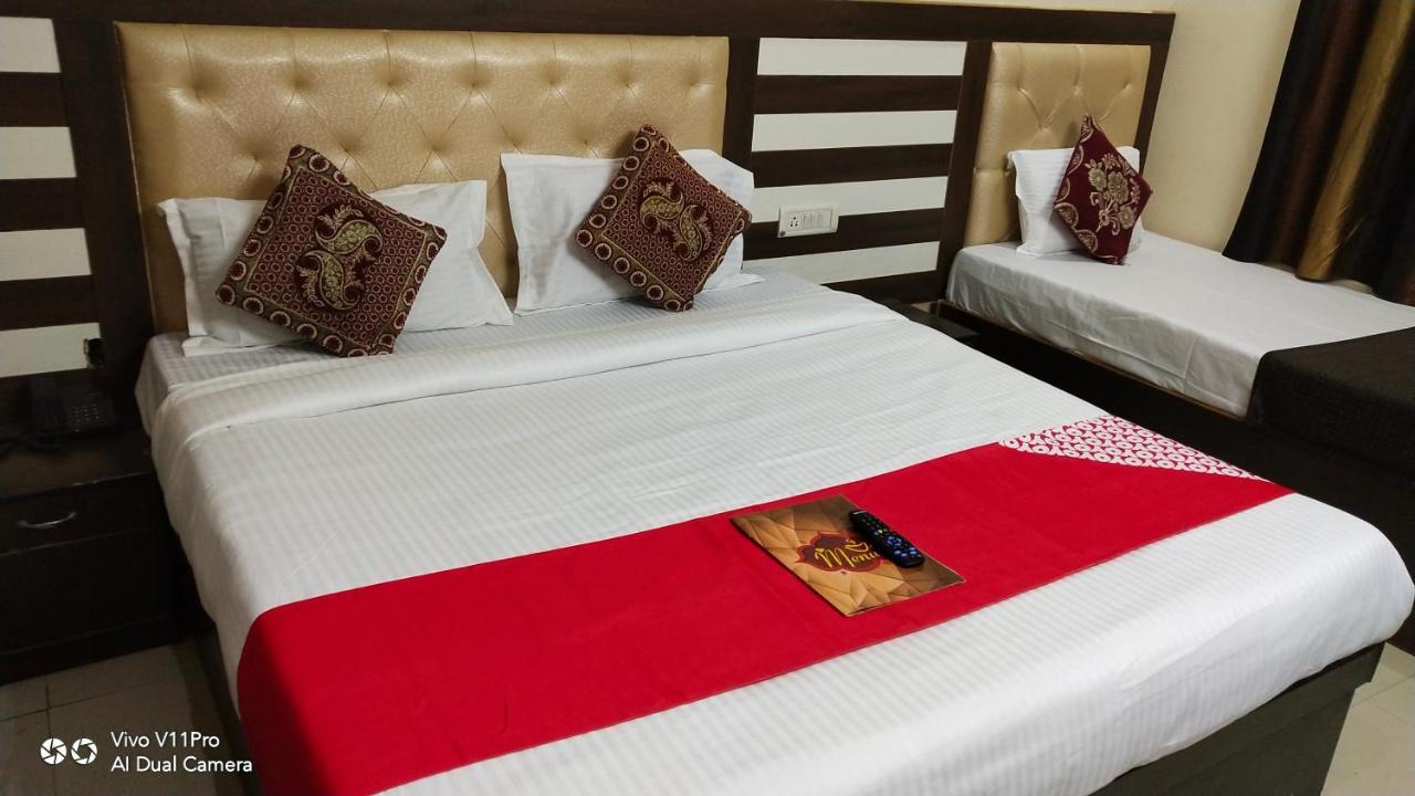 Fabhotel Prashant Palace مَسّور المظهر الخارجي الصورة